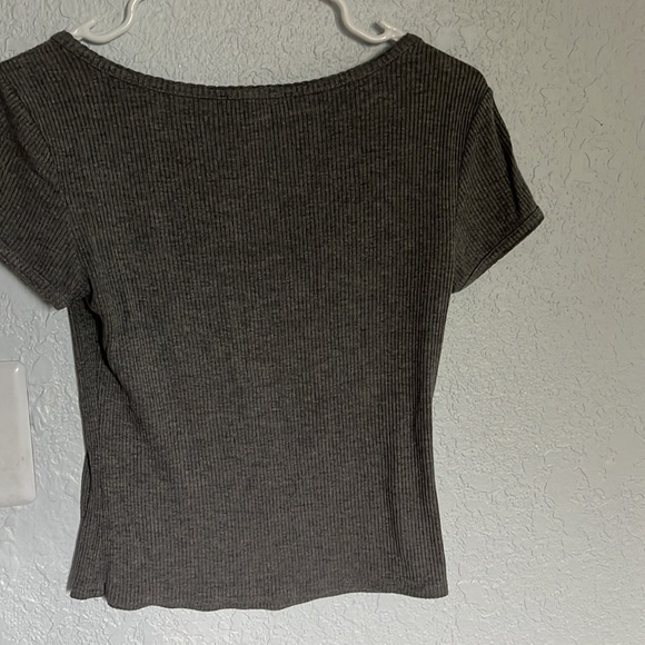 Forever 21 Top - Picture 2 of 4